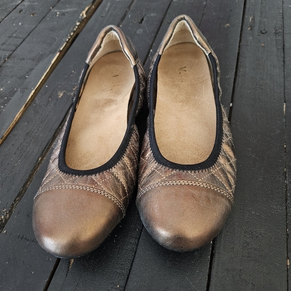 Vionic Women's 8 Ava Metallic Brown Quilted Ballet Flats Shoes Comfort Comfy - Picture 2 of 8